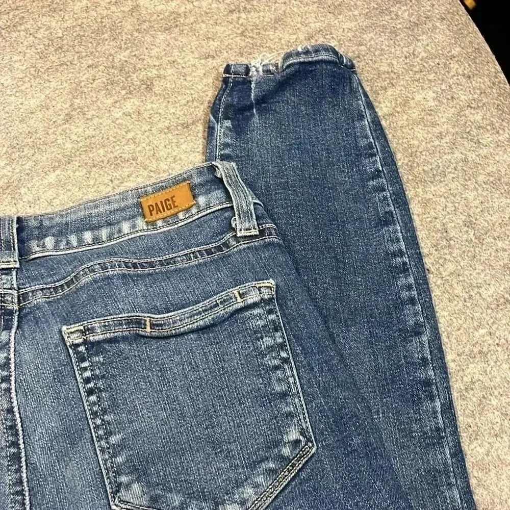 Paige  Hoxton crop 25*24 Medium Wash. - Picture 5 of 10